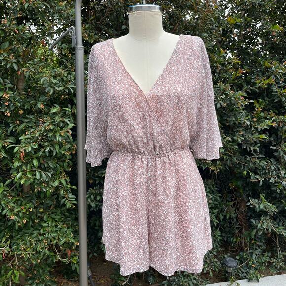 Rebecca Minkoff Pink Metallic Floral Romper Womens Medium - Picture 1 of 7
